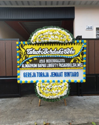 Papan Bunga Duka di Taman Sari