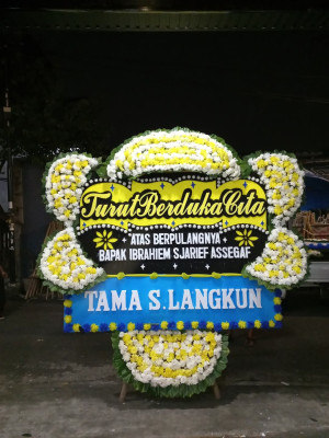 Papan Bunga Duka di Taman Sari